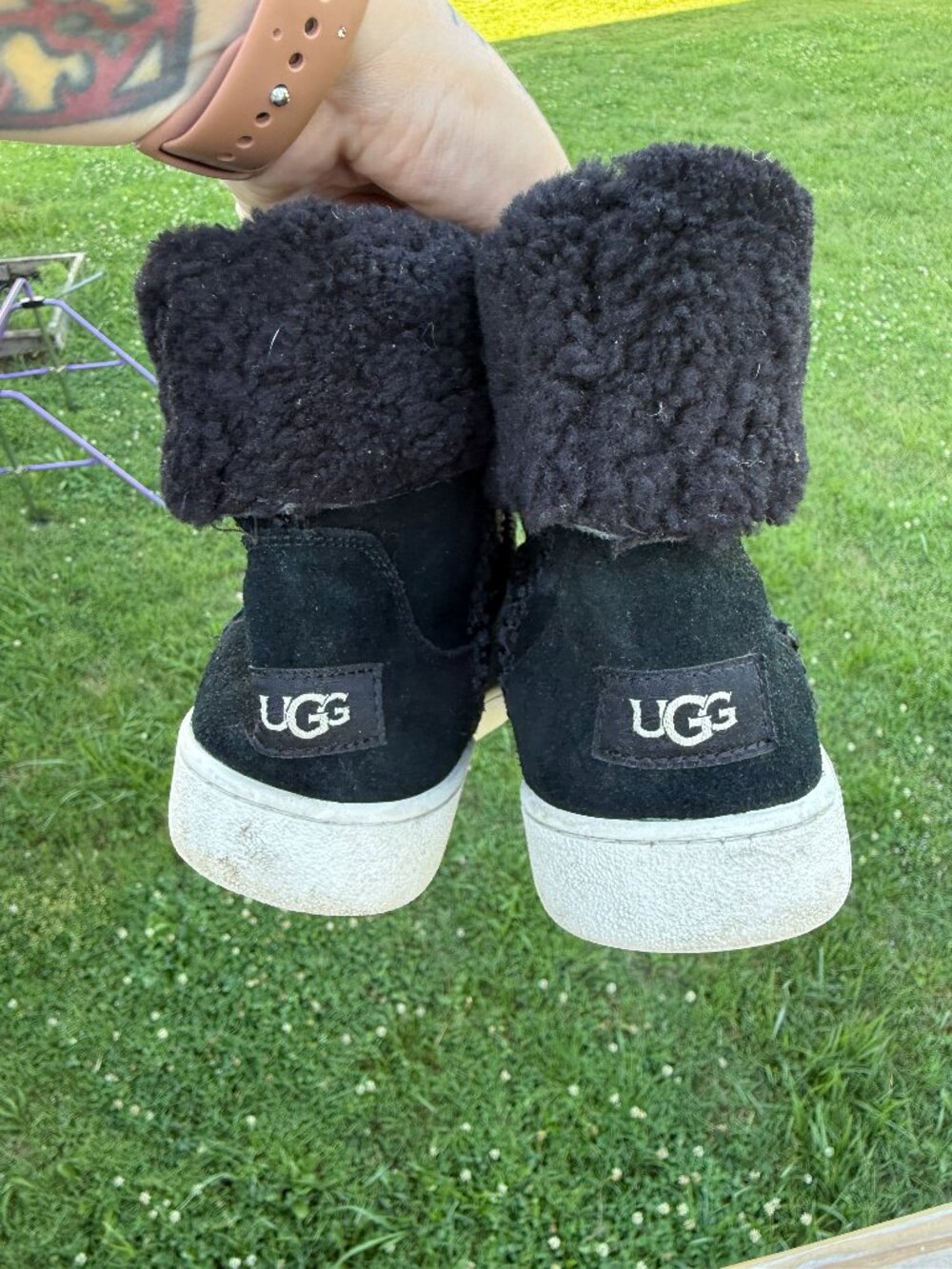 UGG Reyes sz8 Black Shearling Sneaker Boots Cozycore Athleisure Winter 3691